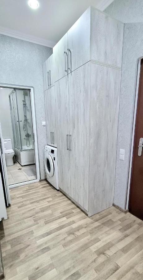 Kate'S Cozy Apartment Кутаиси Екстериор снимка