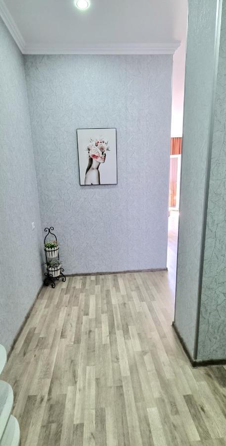 Kate'S Cozy Apartment Кутаиси Екстериор снимка