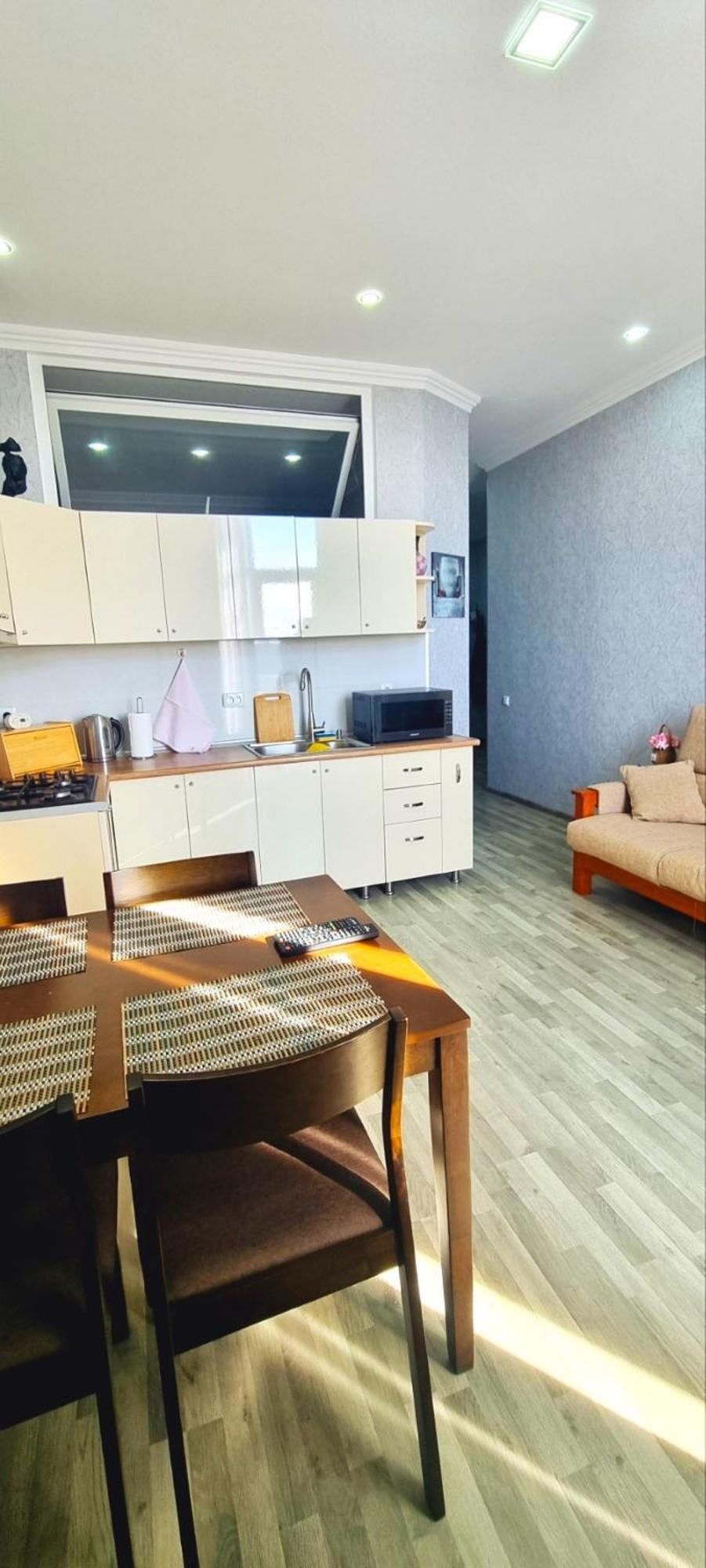 Kate'S Cozy Apartment Кутаиси Екстериор снимка